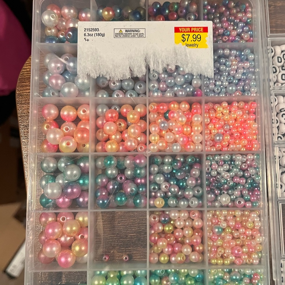 Bracelet making kit